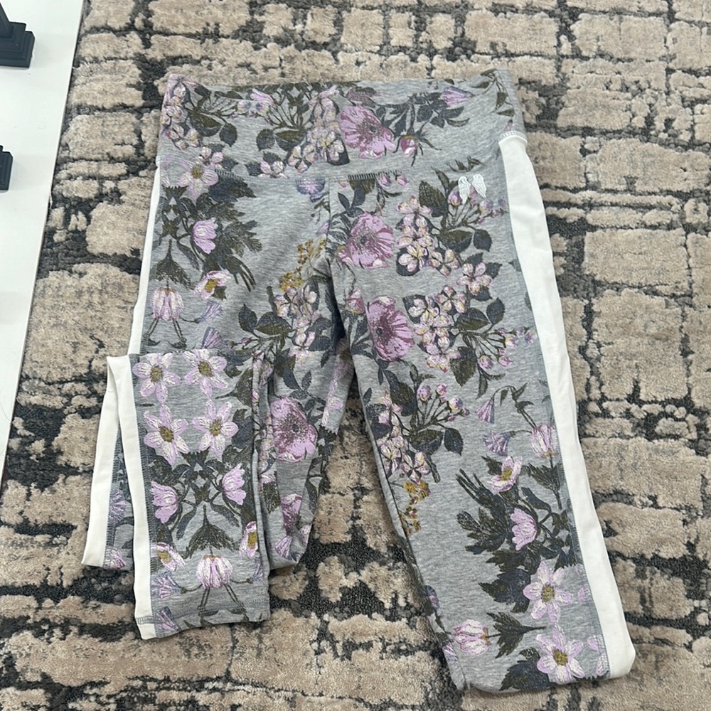 PINK Victoria's Secret White and Purple Leggings